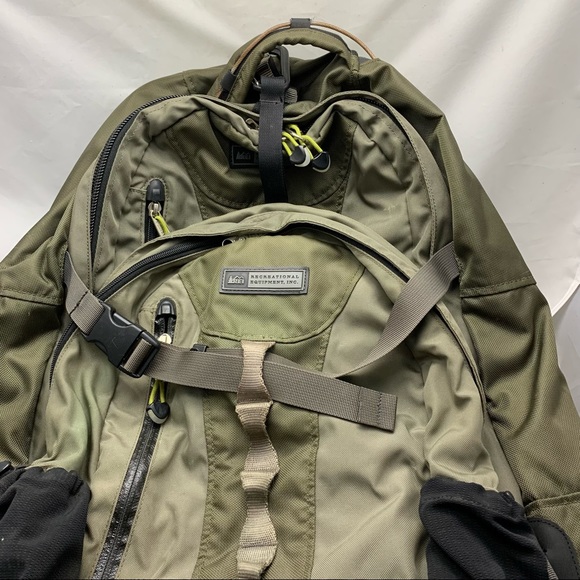 REI recreational backpack - Picture 2 of 11